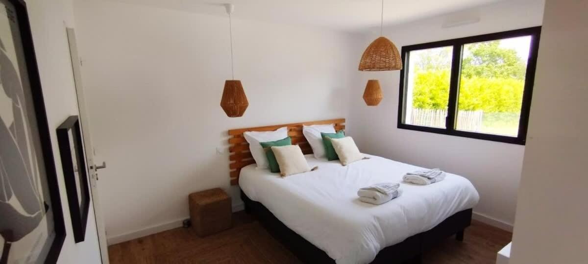Carantec 4 Stars Villa With Jacuzzi And Garden For 8 Persons Exteriör bild